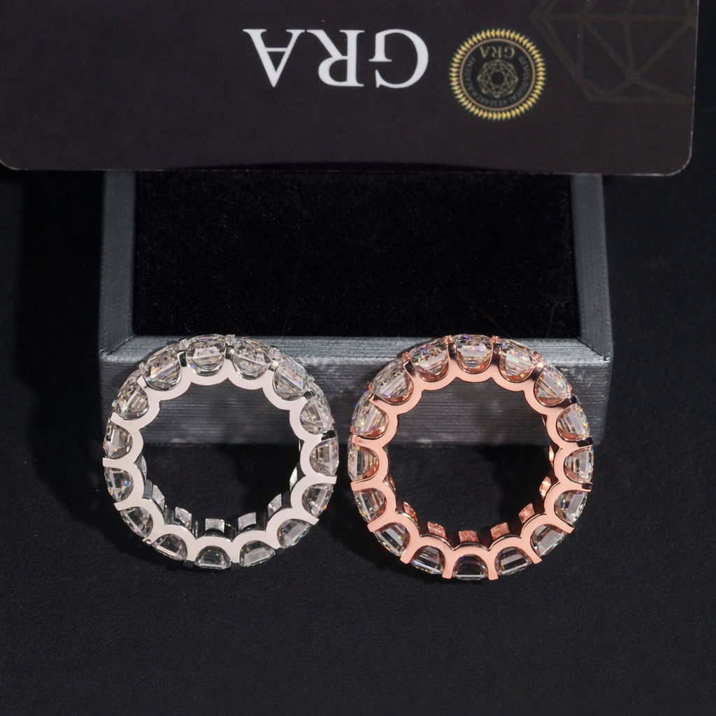 ECLIPSE OF ICE VVS1 18K White Gold Ring