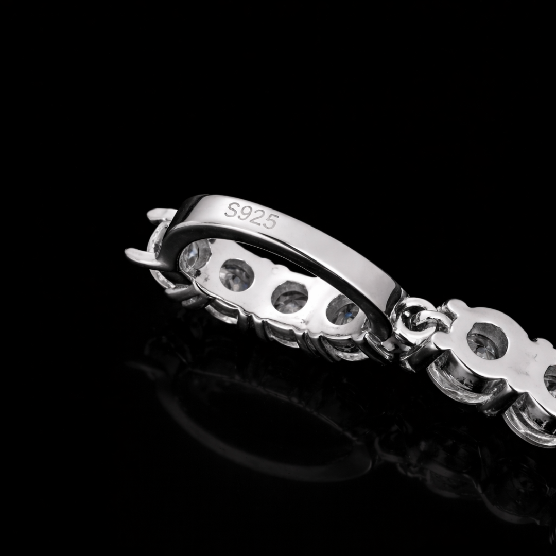 CROSS OF ICE VVS1 18K White Gold Pendant